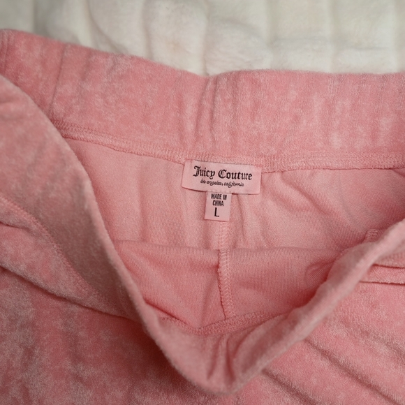 Juicy Couture Pink Velour Hoodie & Shorts Set – Size L (NWOT) - Picture 12 of 16
